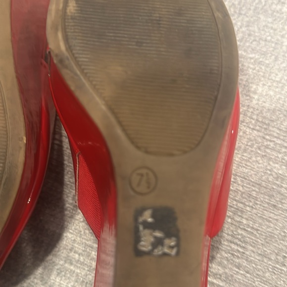 Chinese Laundry red patent leather high heel wedge open toe shoes Size 7.5 - Picture 11 of 13